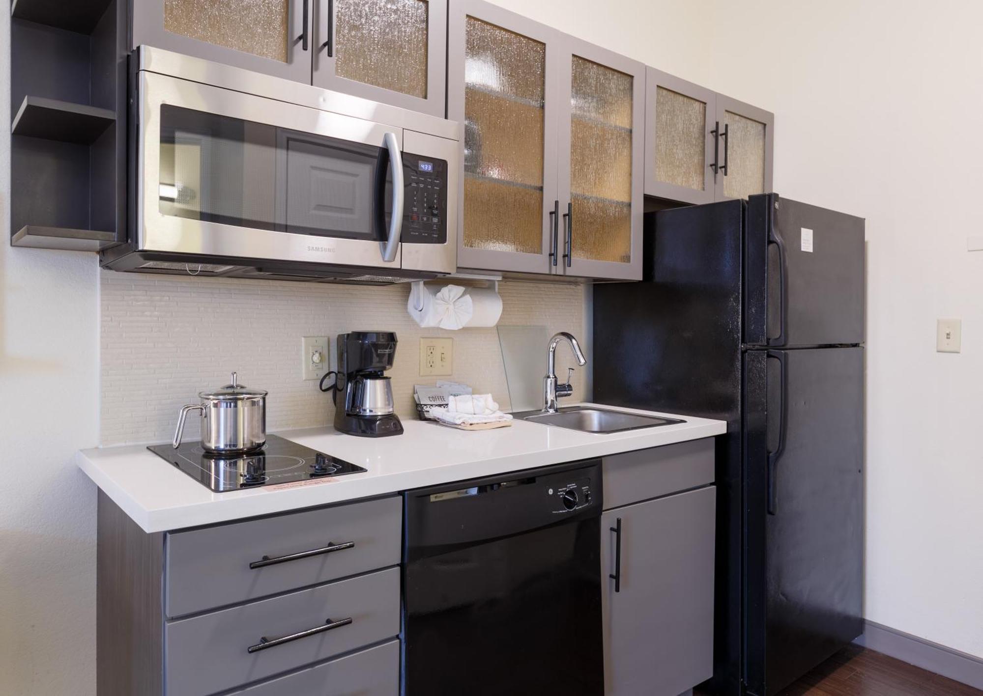 Candlewood Suites San Marcos By Ihg Екстериор снимка