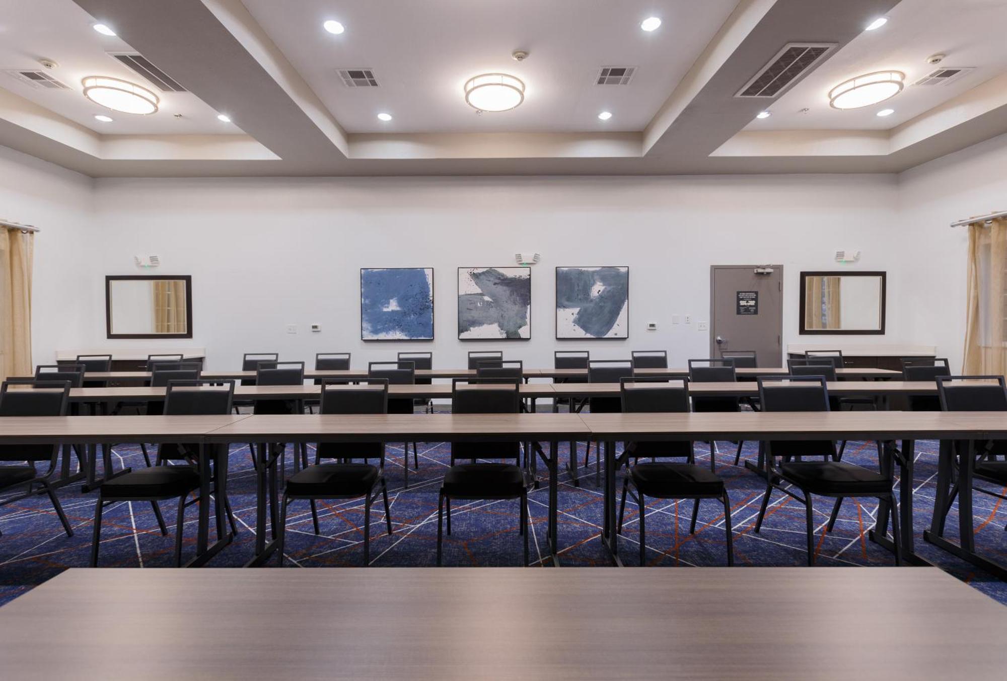 Candlewood Suites San Marcos By Ihg Екстериор снимка