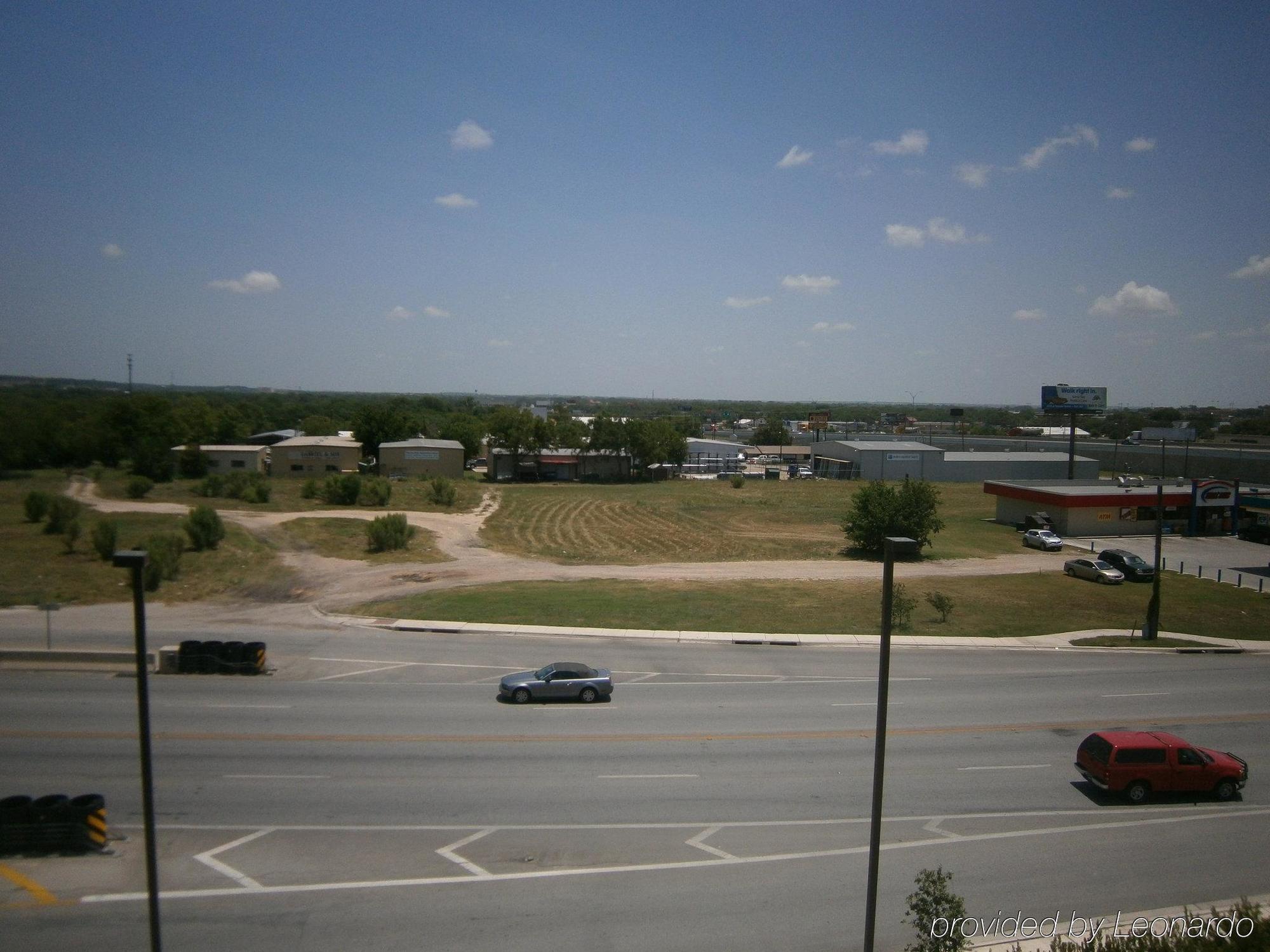 Candlewood Suites San Marcos By Ihg Екстериор снимка